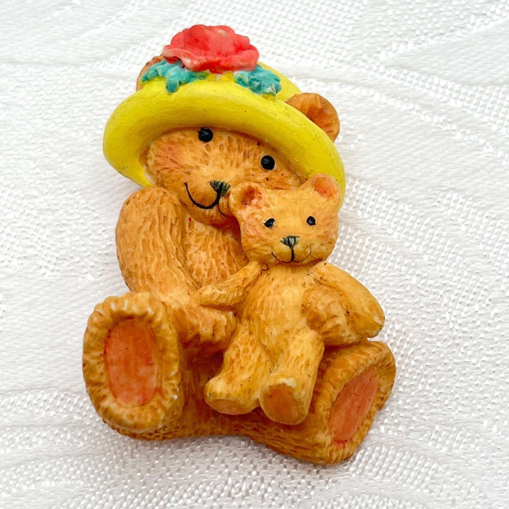 Vintage Hallmark Cards Resin Spring Mama Teddy Bear with Baby Bear Brooch